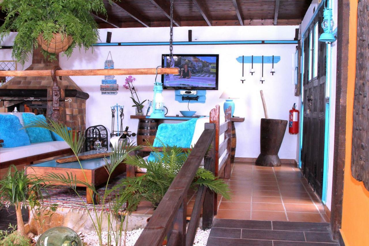 Villa Spa Las Tinajas Triquivijate 外观 照片